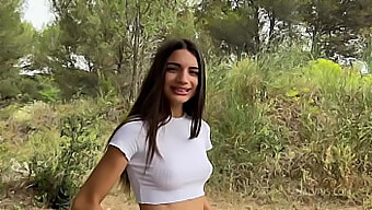 Giovane Ragazza Francese Sopporta Un Intenso Gioco Anale In Un Video Di Casting